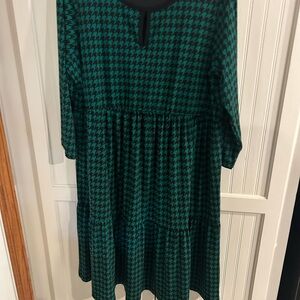 Liquid Knit Green and Black Houndstooth Dress